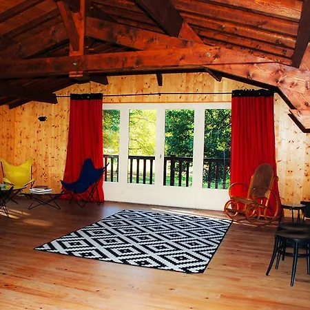 Дом отдыха Laroche *